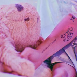 少妇人妻偷人精品视蜜桃
